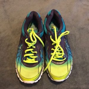 Fila memory foam sneakers